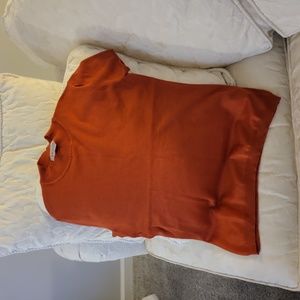 Short sleve rust color turtleneck sweater. Philosophy small